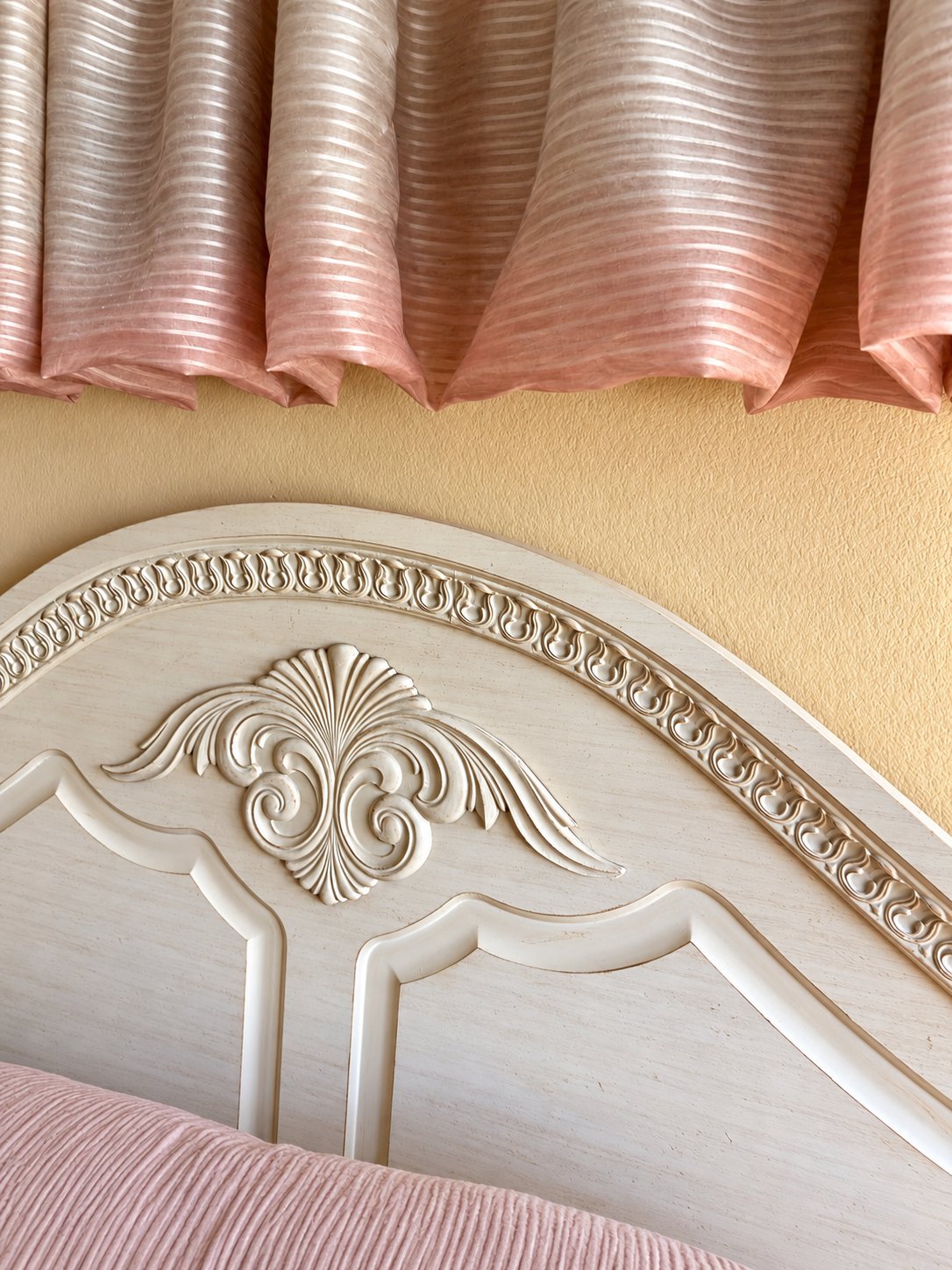 Carved headboard center