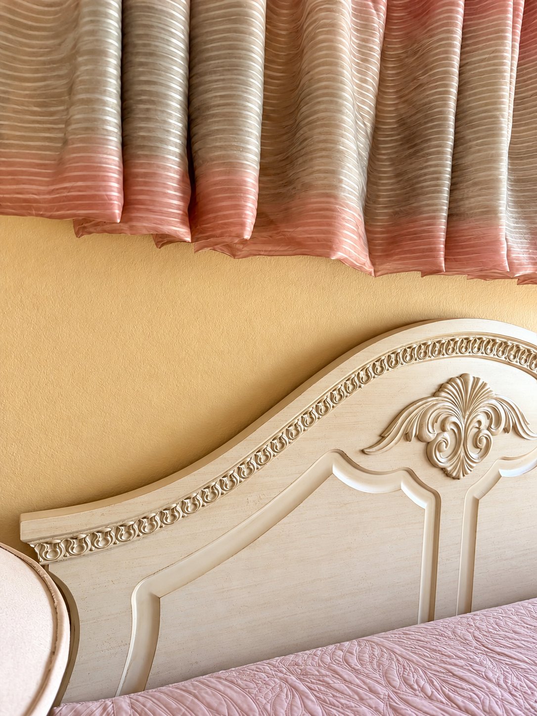Carved headboard left